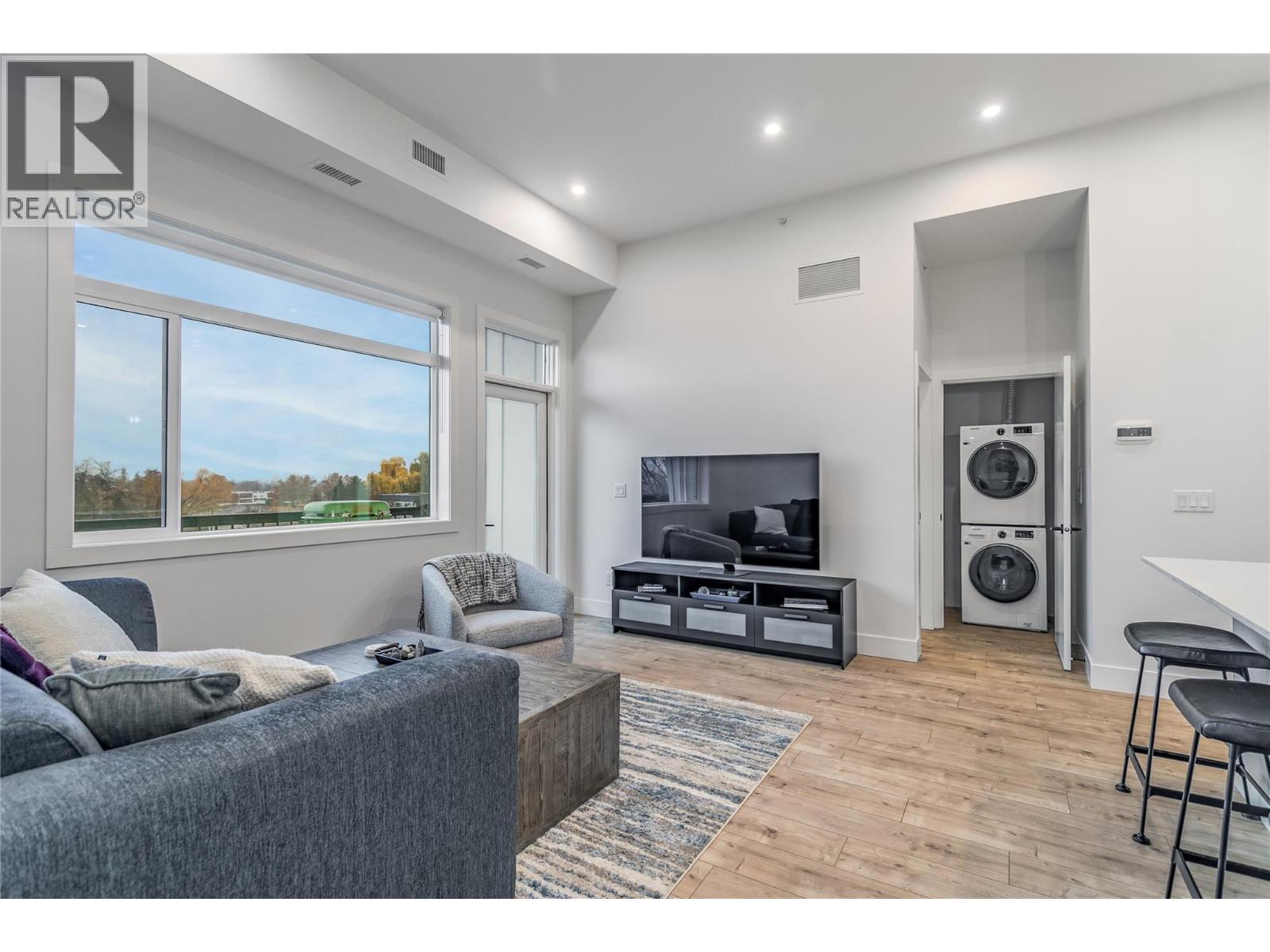 1220 Pacific Avenue Unit# 507, Kelowna, British Columbia  V1Y 5T7 - Photo 4 - 10399102