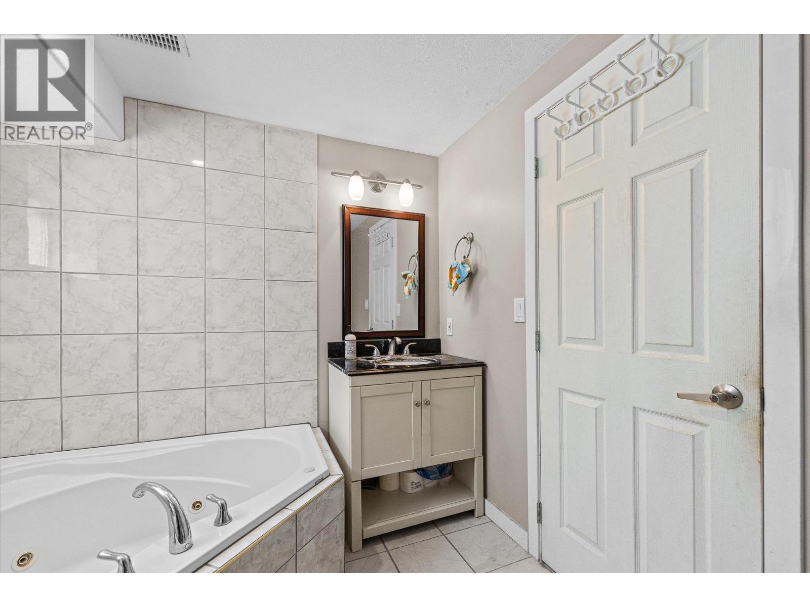 245 Holbrook Road W, Kelowna, British Columbia  V1X 1S1 - Photo 23 - 10398787