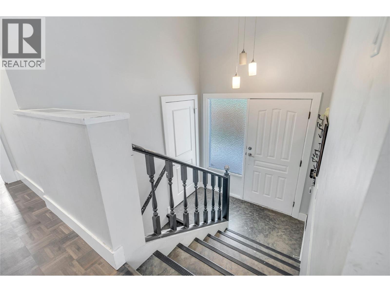 2080 Mckenzie Road, Kelowna, British Columbia  V1P 1A6 - Photo 12 - 10399416
