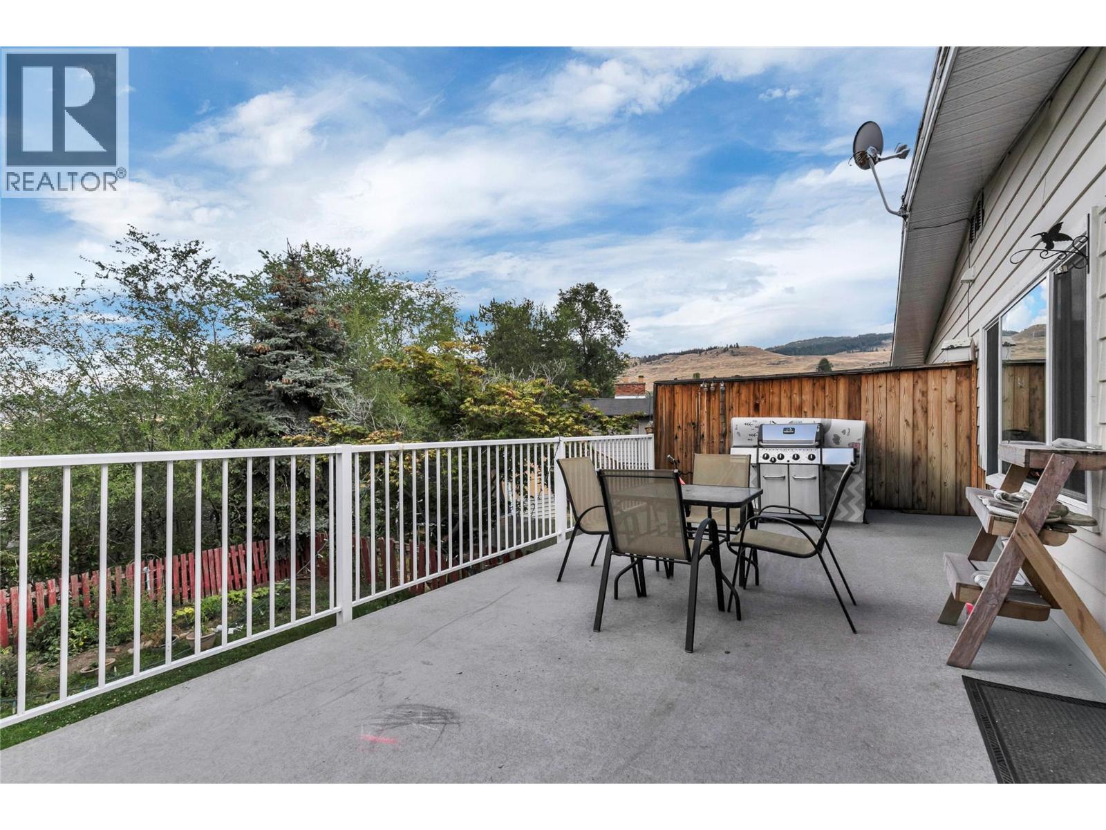 2080 Mckenzie Road, Kelowna, British Columbia  V1P 1A6 - Photo 2 - 10399416