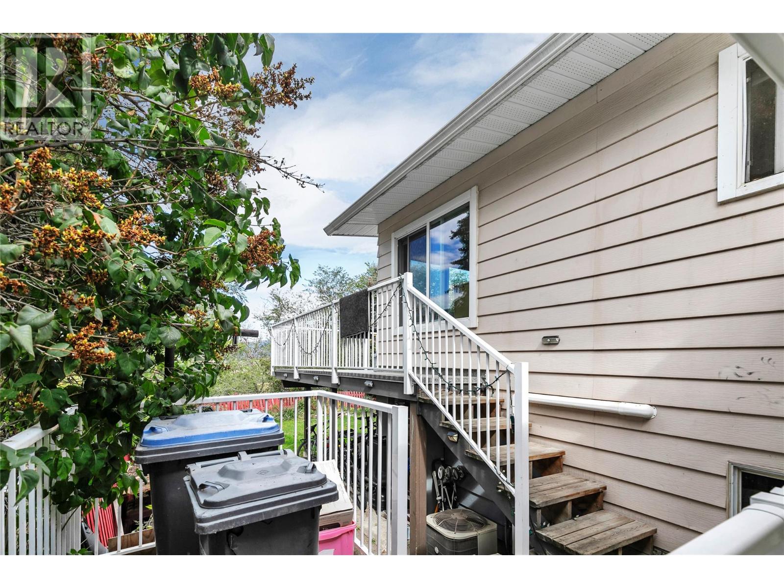 2080 Mckenzie Road, Kelowna, British Columbia  V1P 1A6 - Photo 21 - 10399416