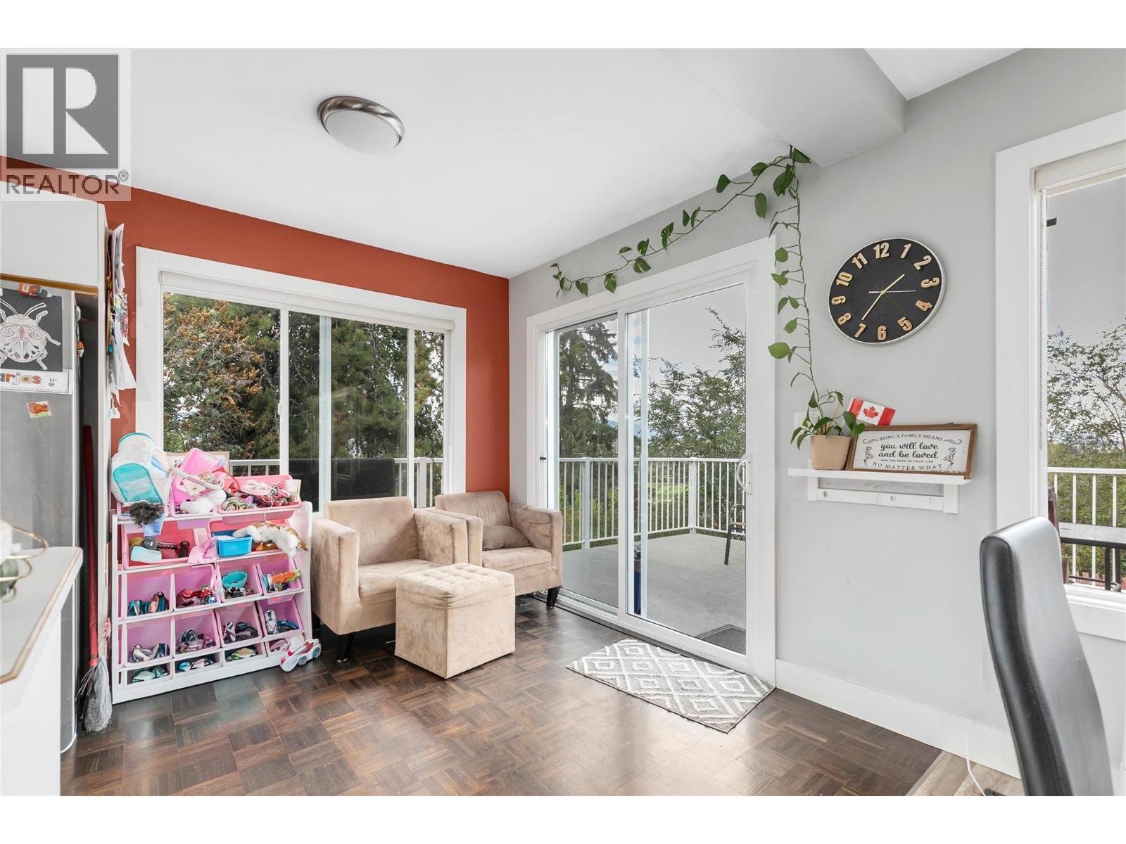 2080 Mckenzie Road, Kelowna, British Columbia  V1P 1A6 - Photo 8 - 10399416