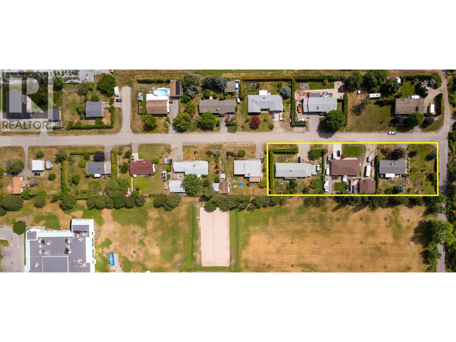 3250 St. Amand Road, Kelowna, British Columbia  V1W 3P1 - Photo 3 - 10396964