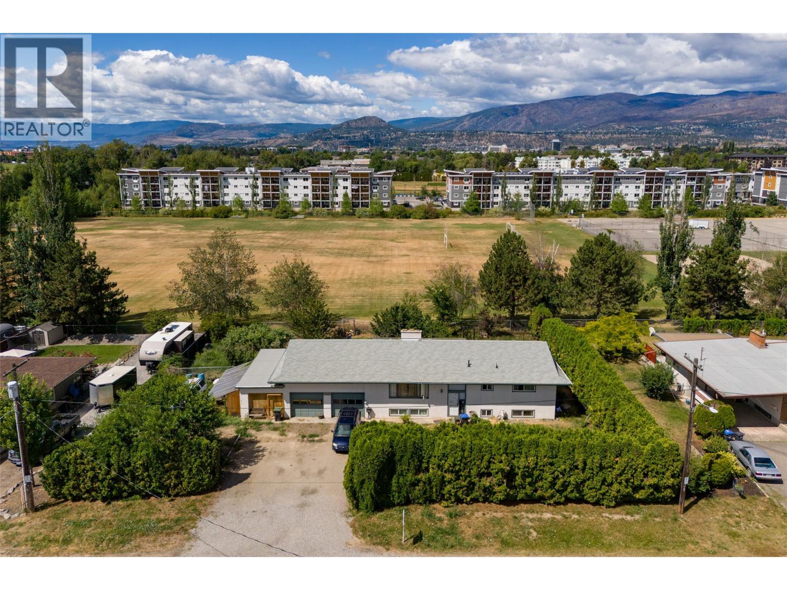 3240 St. Amand Road, Kelowna, British Columbia  V1W 3P1 - Photo 10 - 10396963