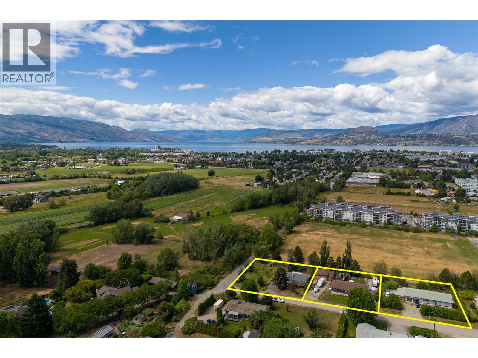3240 St. Amand Road, Kelowna, British Columbia  V1W 3P1 - Photo 4 - 10396963