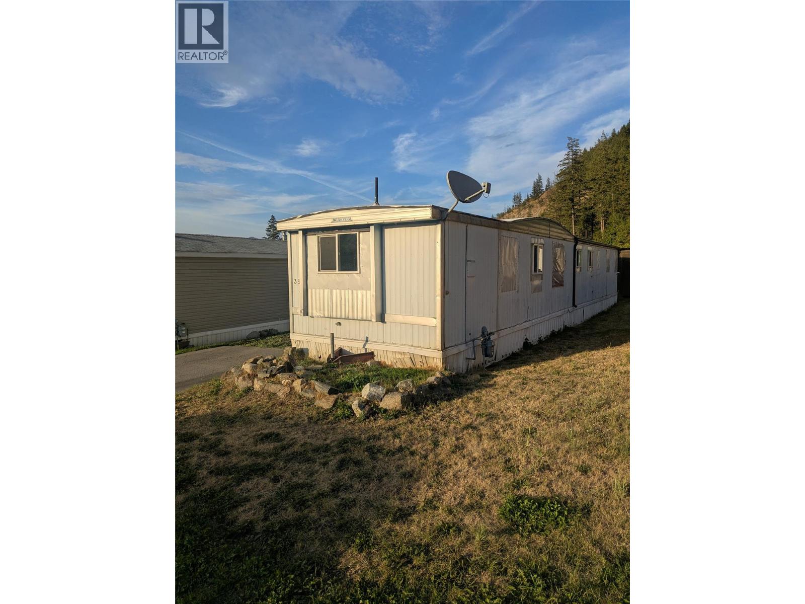 1214 Okanagan Avenue Unit# 39, Chase, British Columbia  V0E 1M0 - Photo 1 - 10399440