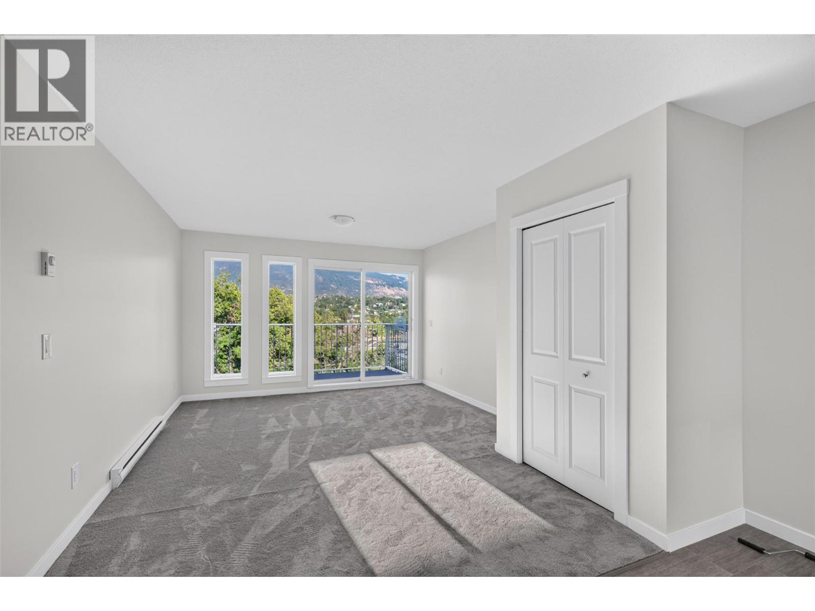 4004 34 Street Unit# 206, Vernon, British Columbia  V1T 5Y2 - Photo 2 - 10399264