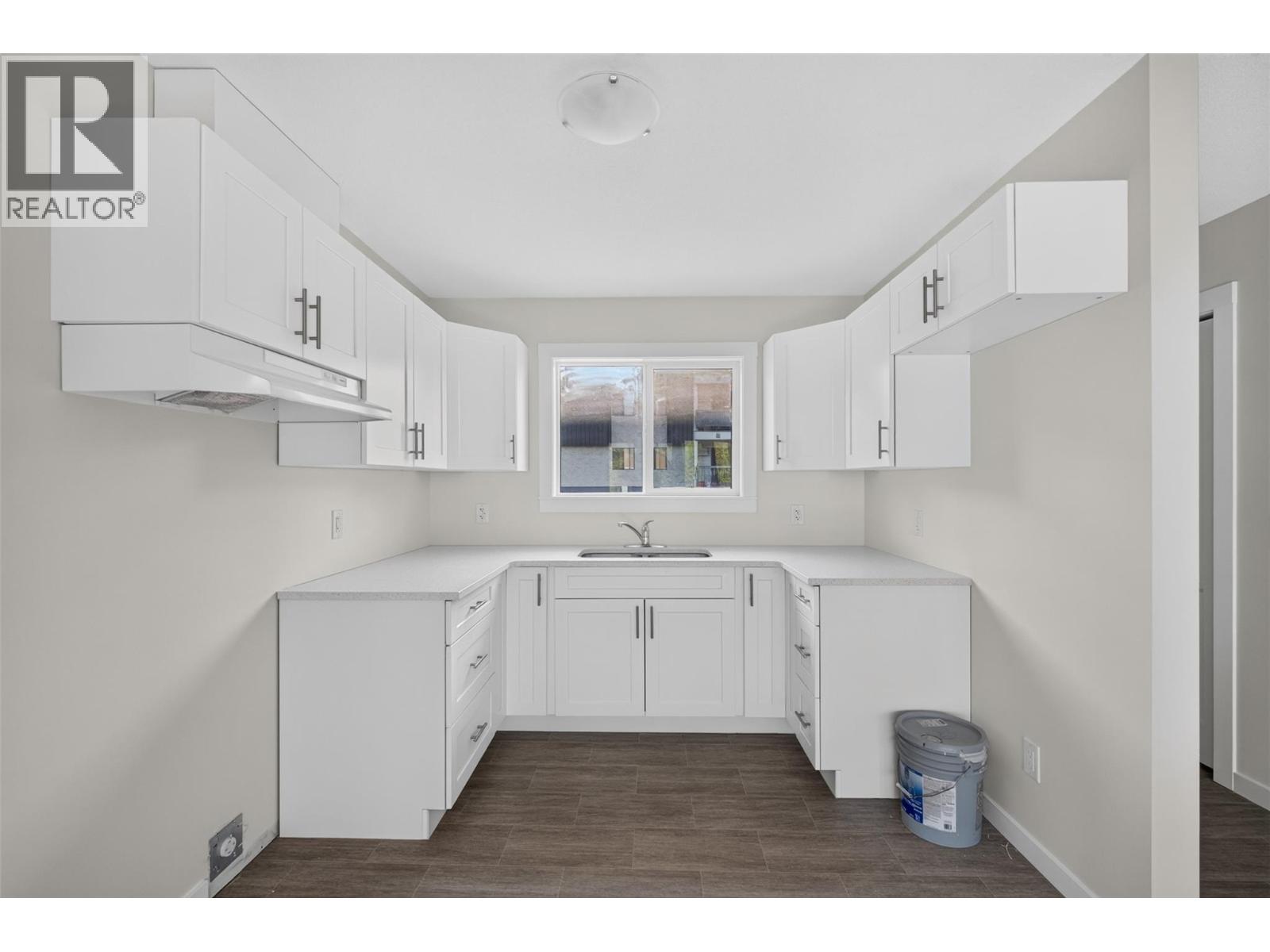4004 34 Street Unit# 206, Vernon, British Columbia  V1T 5Y2 - Photo 5 - 10399264