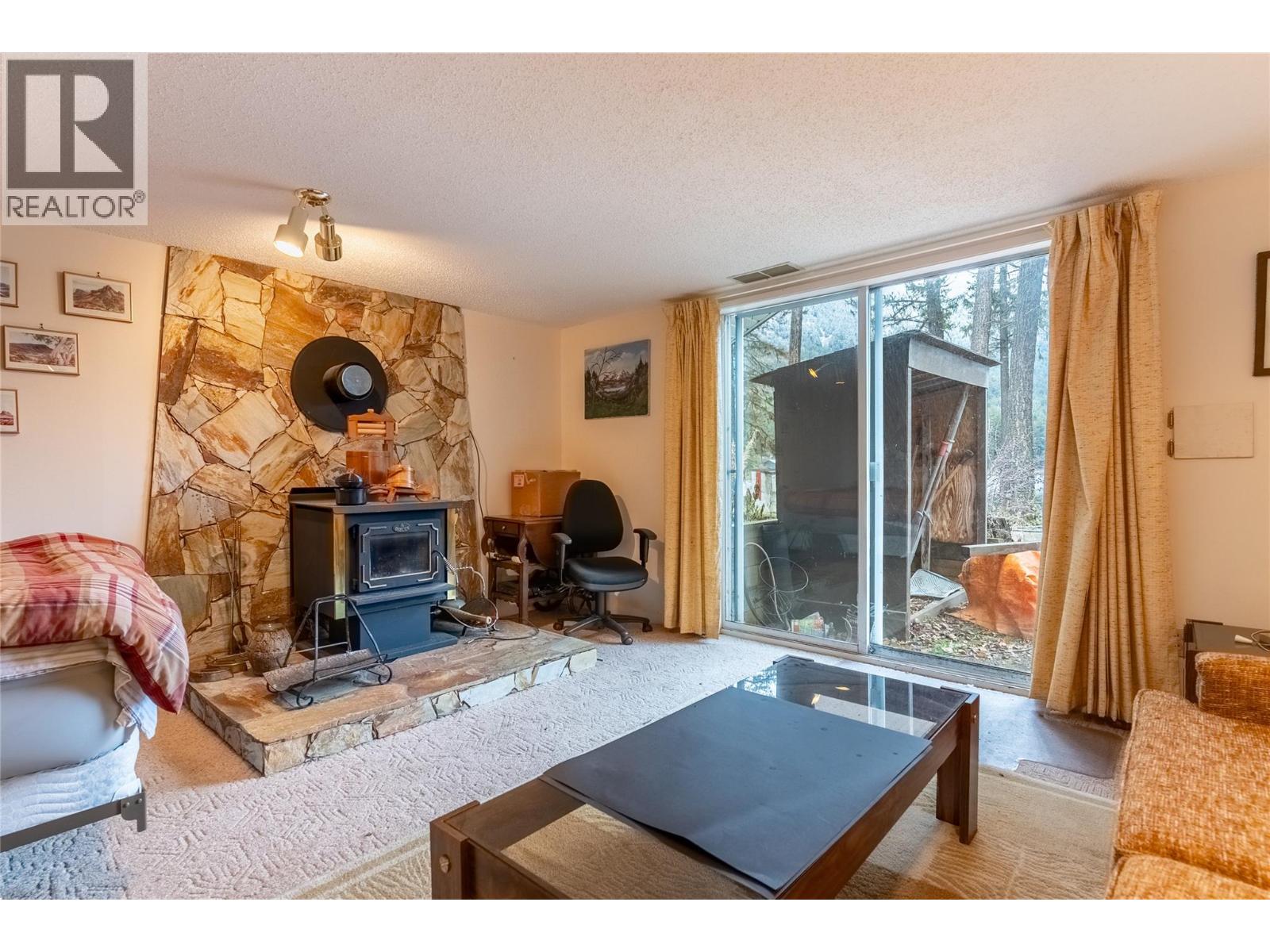 11805 Fountain Valley Road, Lillooet, British Columbia  V0K 1V0 - Photo 21 - 10399240