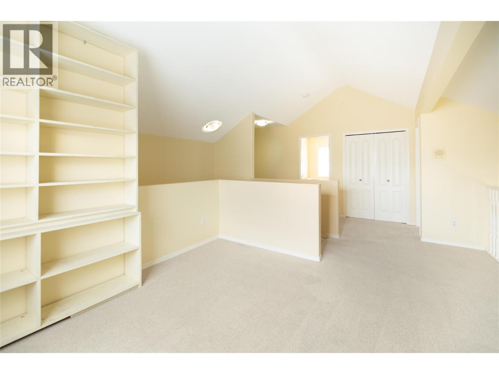 650 Lexington Drive Unit# 305, Kelowna, British Columbia  V1W 3B6 - Photo 27 - 10399034