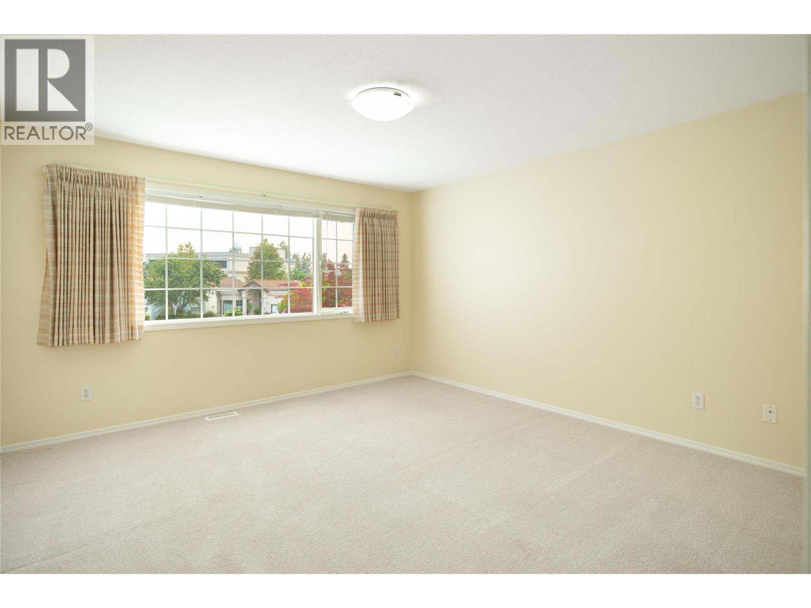 650 Lexington Drive Unit# 305, Kelowna, British Columbia  V1W 3B6 - Photo 28 - 10399034