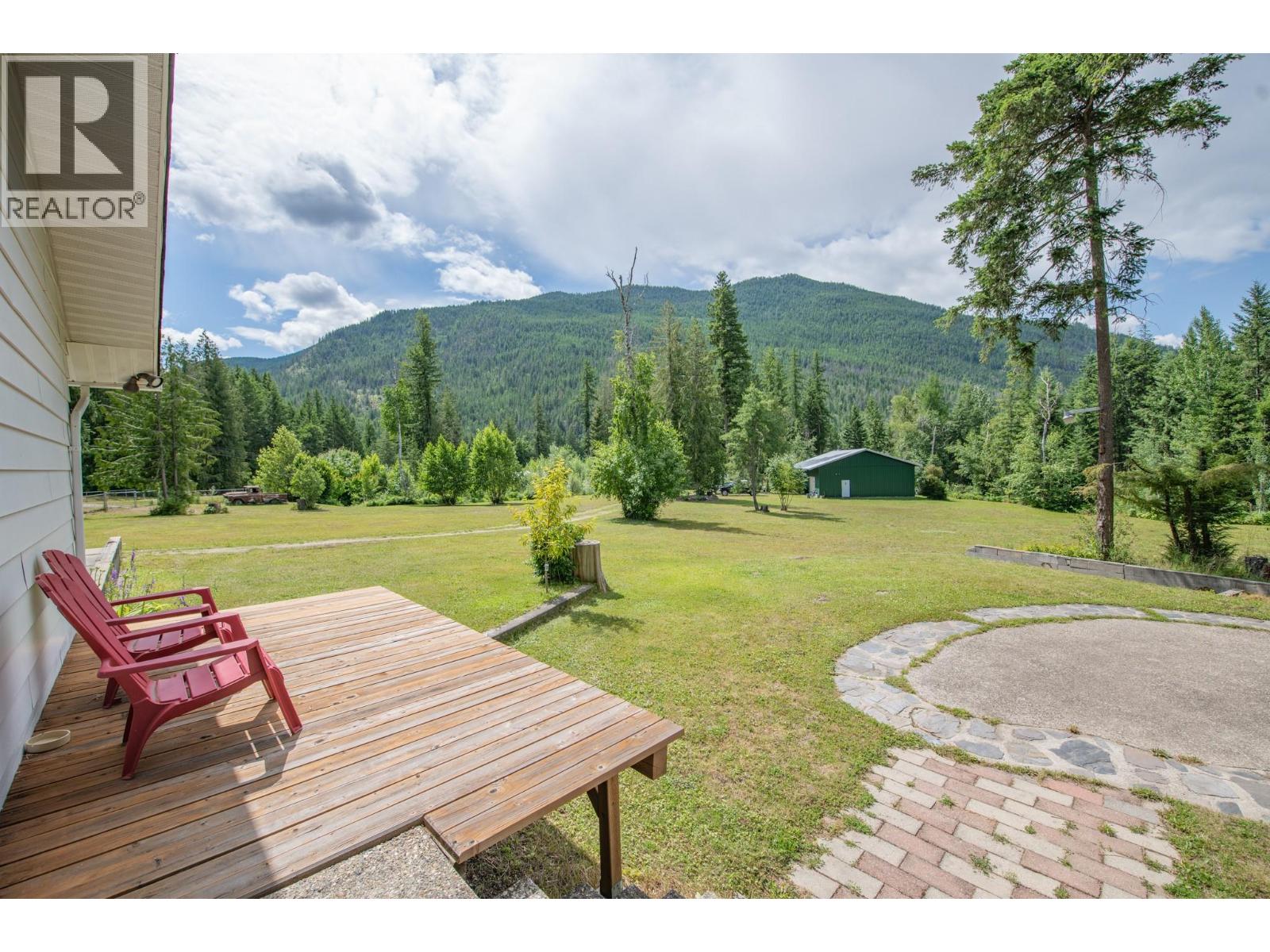 40 Rosoman Road, Enderby, British Columbia  V4Y 4K4 - Photo 11 - 10399439