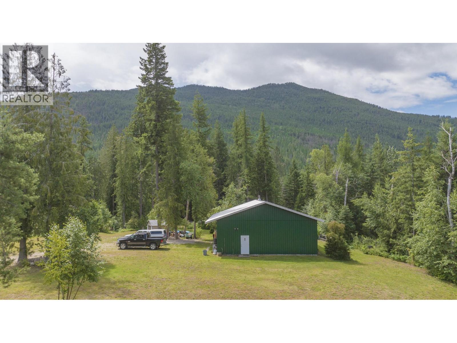 40 Rosoman Road, Enderby, British Columbia  V4Y 4K4 - Photo 13 - 10399439