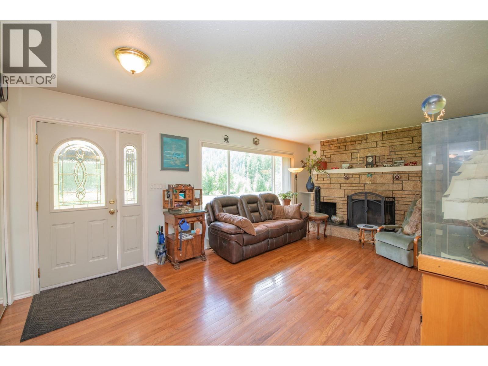 40 Rosoman Road, Enderby, British Columbia  V4Y 4K4 - Photo 19 - 10399439