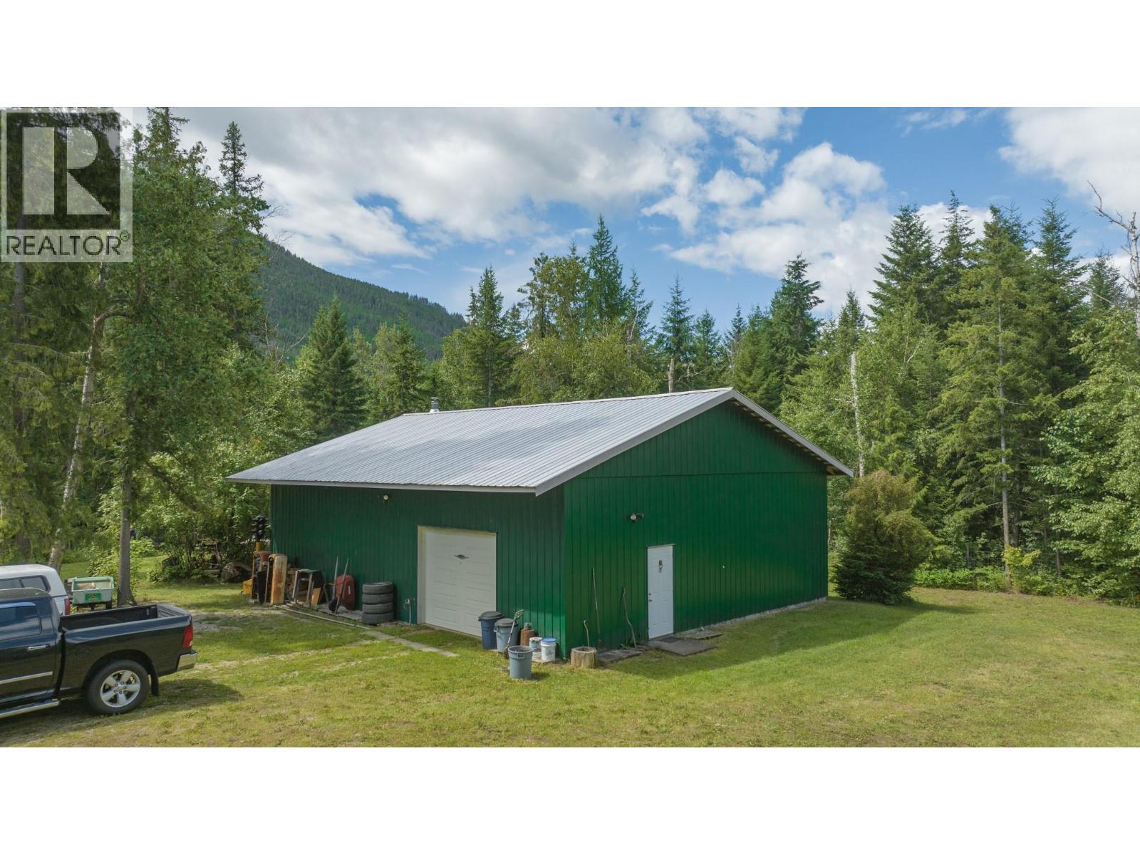 40 Rosoman Road, Enderby, British Columbia  V4Y 4K4 - Photo 48 - 10399439