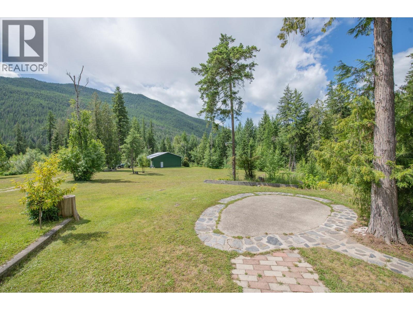 40 Rosoman Road, Enderby, British Columbia  V4Y 4K4 - Photo 57 - 10399439