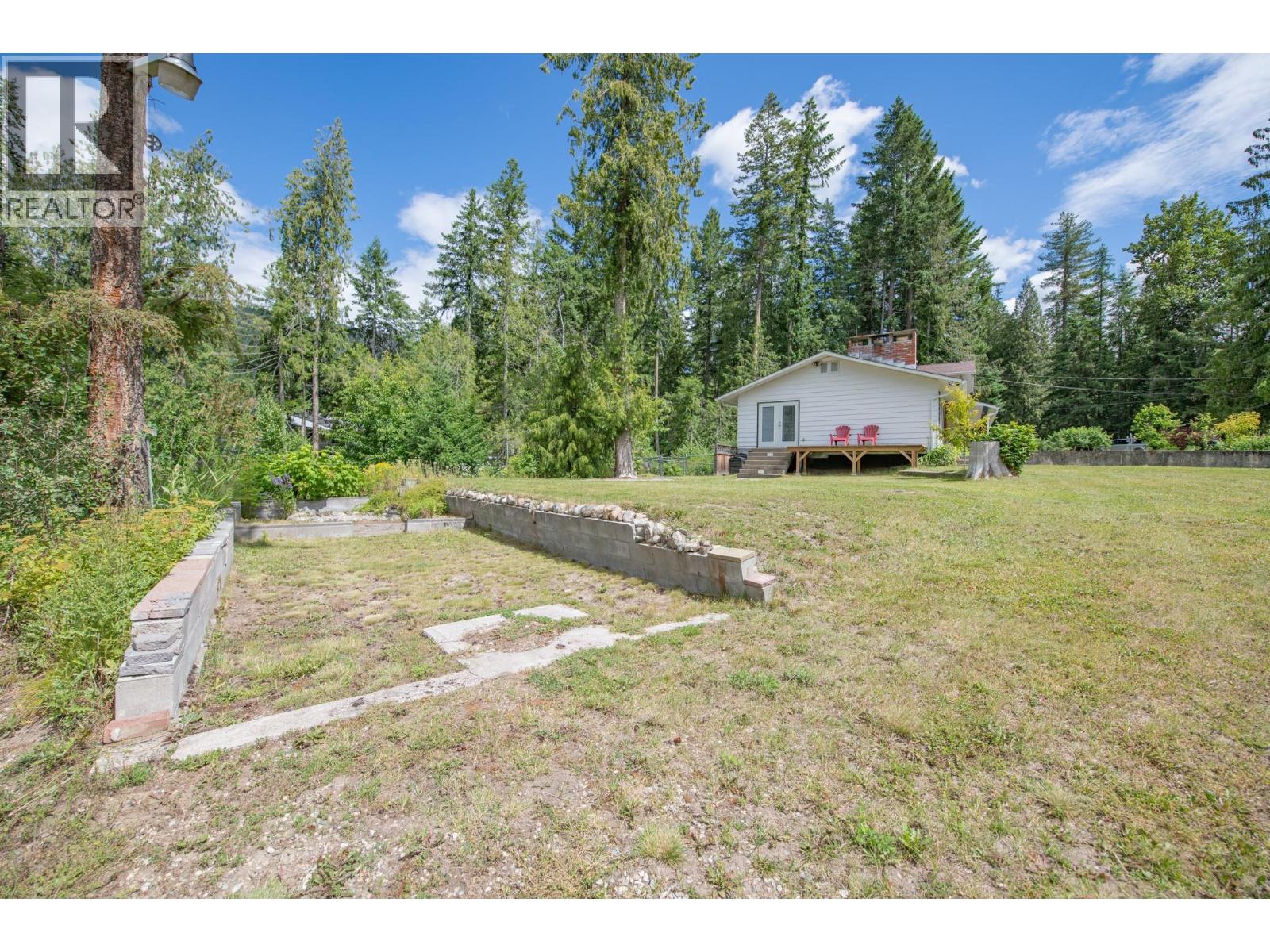 40 Rosoman Road, Enderby, British Columbia  V4Y 4K4 - Photo 61 - 10399439