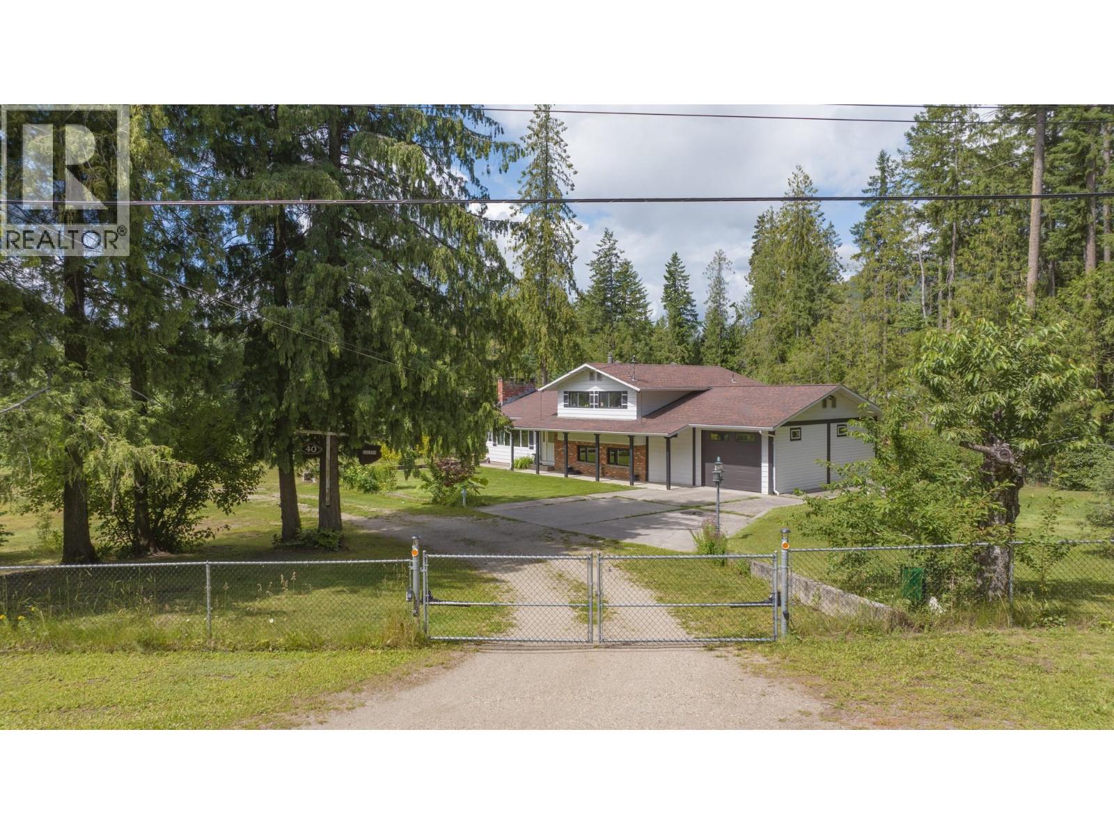 40 Rosoman Road, Enderby, British Columbia  V4Y 4K4 - Photo 7 - 10399439