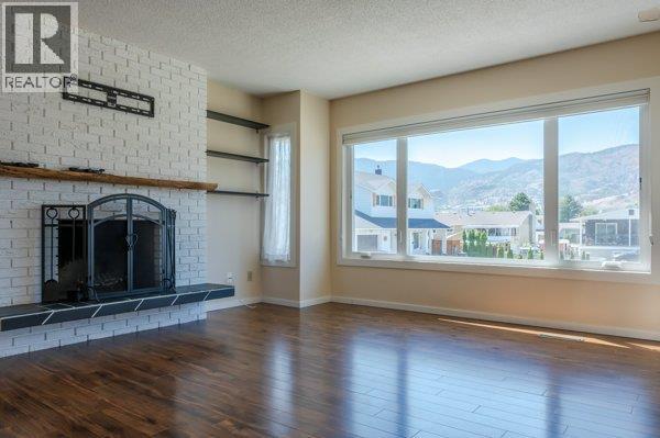 144 Mcgraw Court, Penticton, British Columbia  V2A 6Y6 - Photo 2 - 10399430