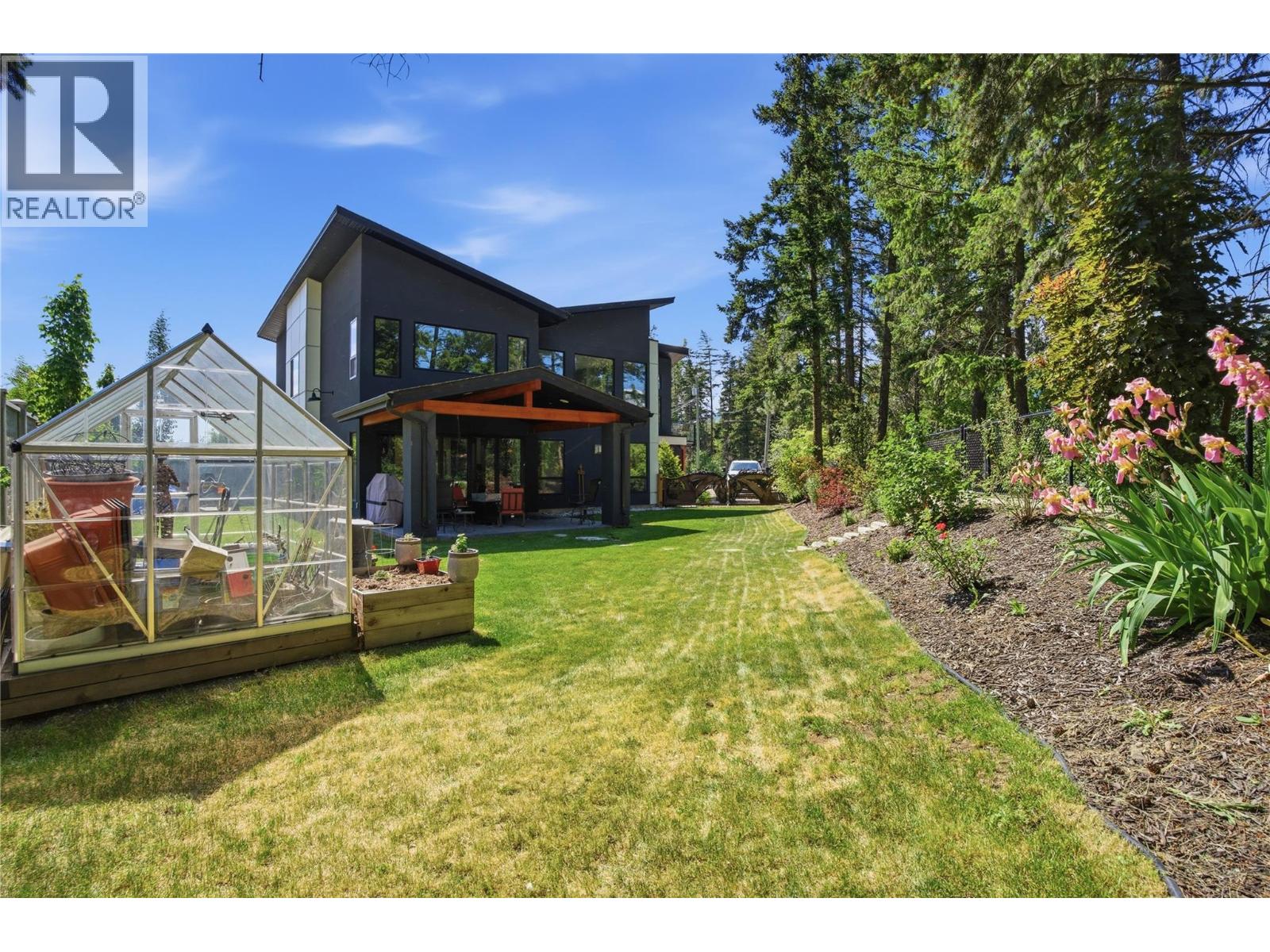 1015 Paquette Road, Chase, British Columbia  V0E 1M1 - Photo 2 - 10399427