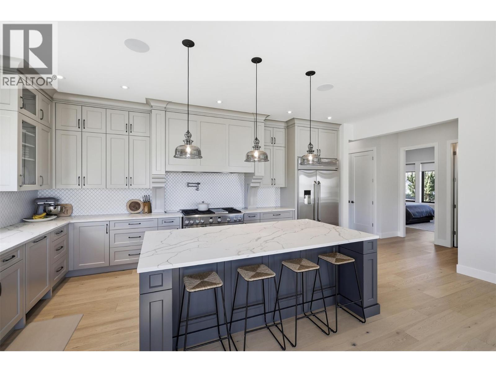316 Holloway Drive, Kamloops, British Columbia  V1S 0E3 - Photo 11 - 10399424