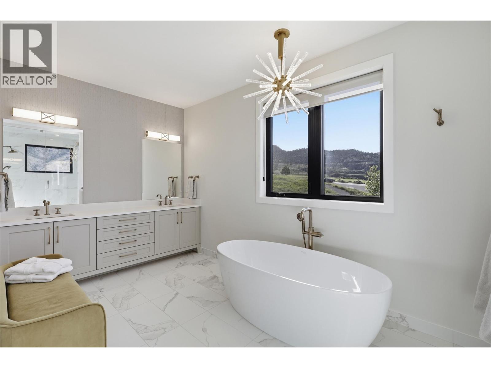 316 Holloway Drive, Kamloops, British Columbia  V1S 0E3 - Photo 47 - 10399424