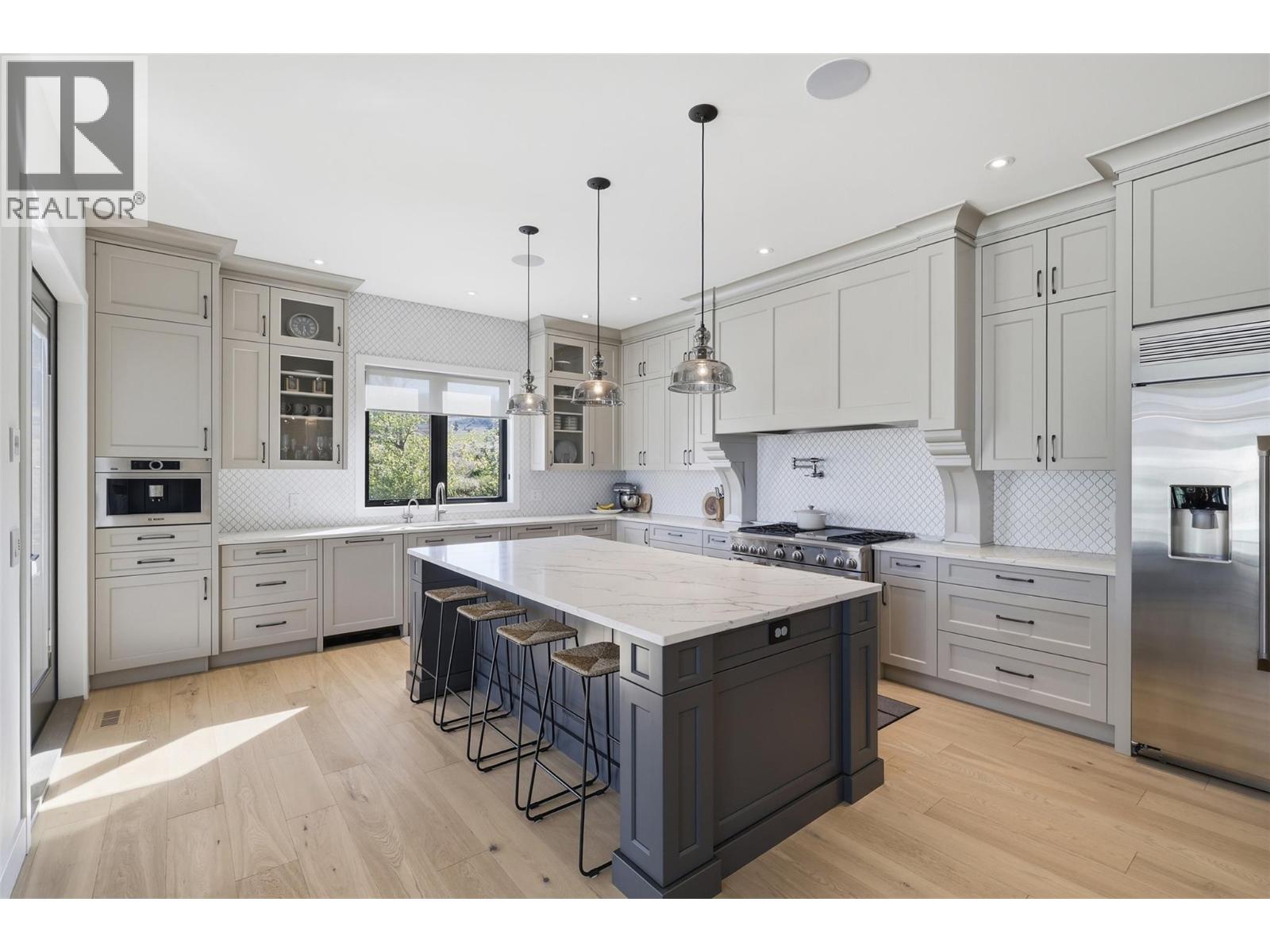 316 Holloway Drive, Kamloops, British Columbia  V1S 0E3 - Photo 9 - 10399424