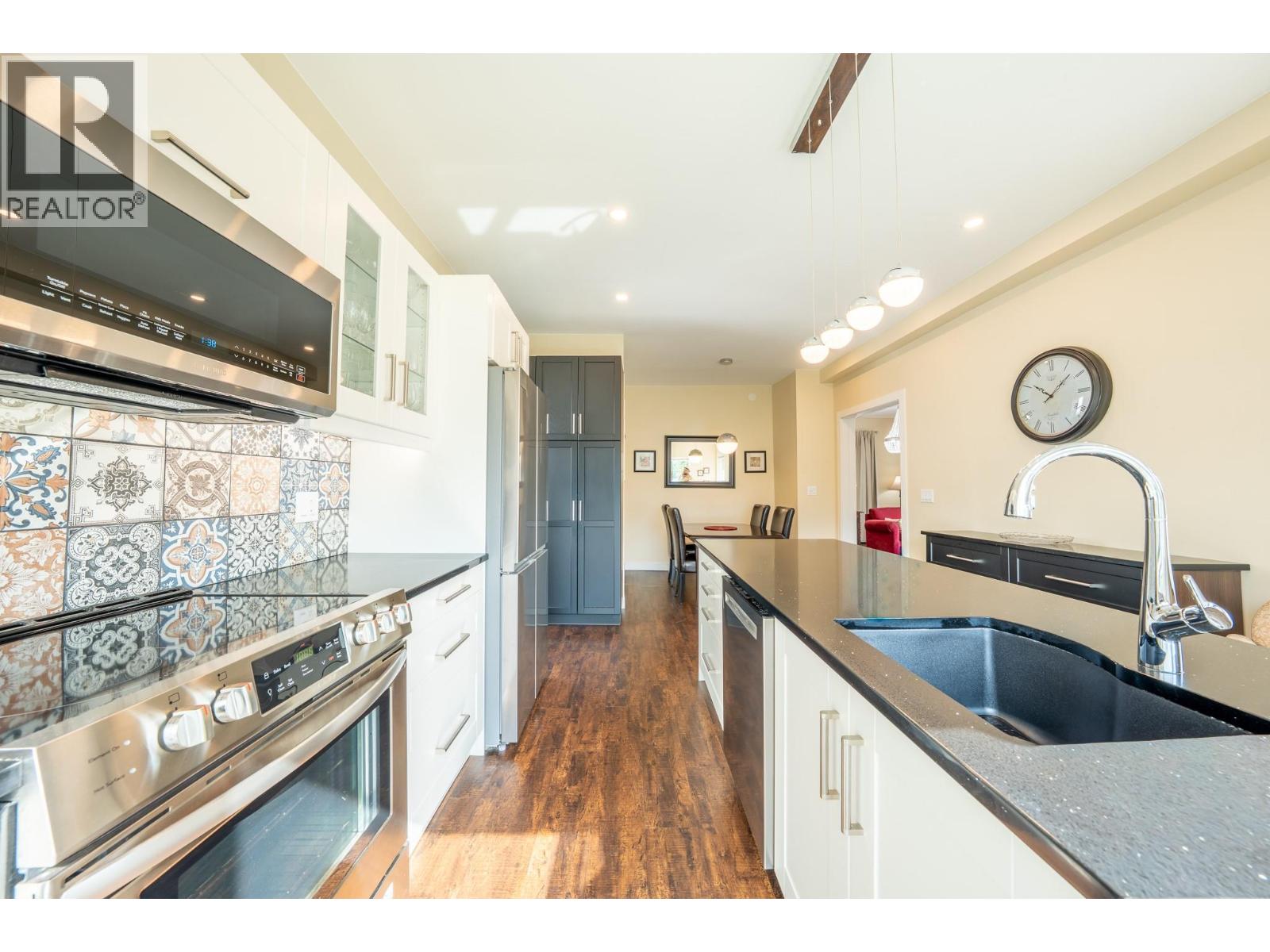 715 72nd Avenue, Grand Forks, British Columbia  V0H 1H0 - Photo 12 - 10399337