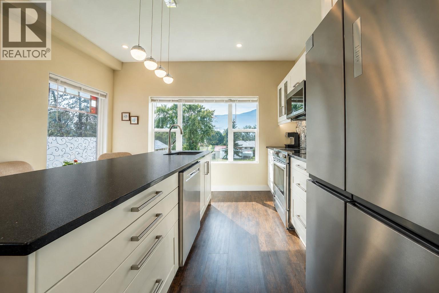 715 72nd Avenue, Grand Forks, British Columbia  V0H 1H0 - Photo 13 - 10399337