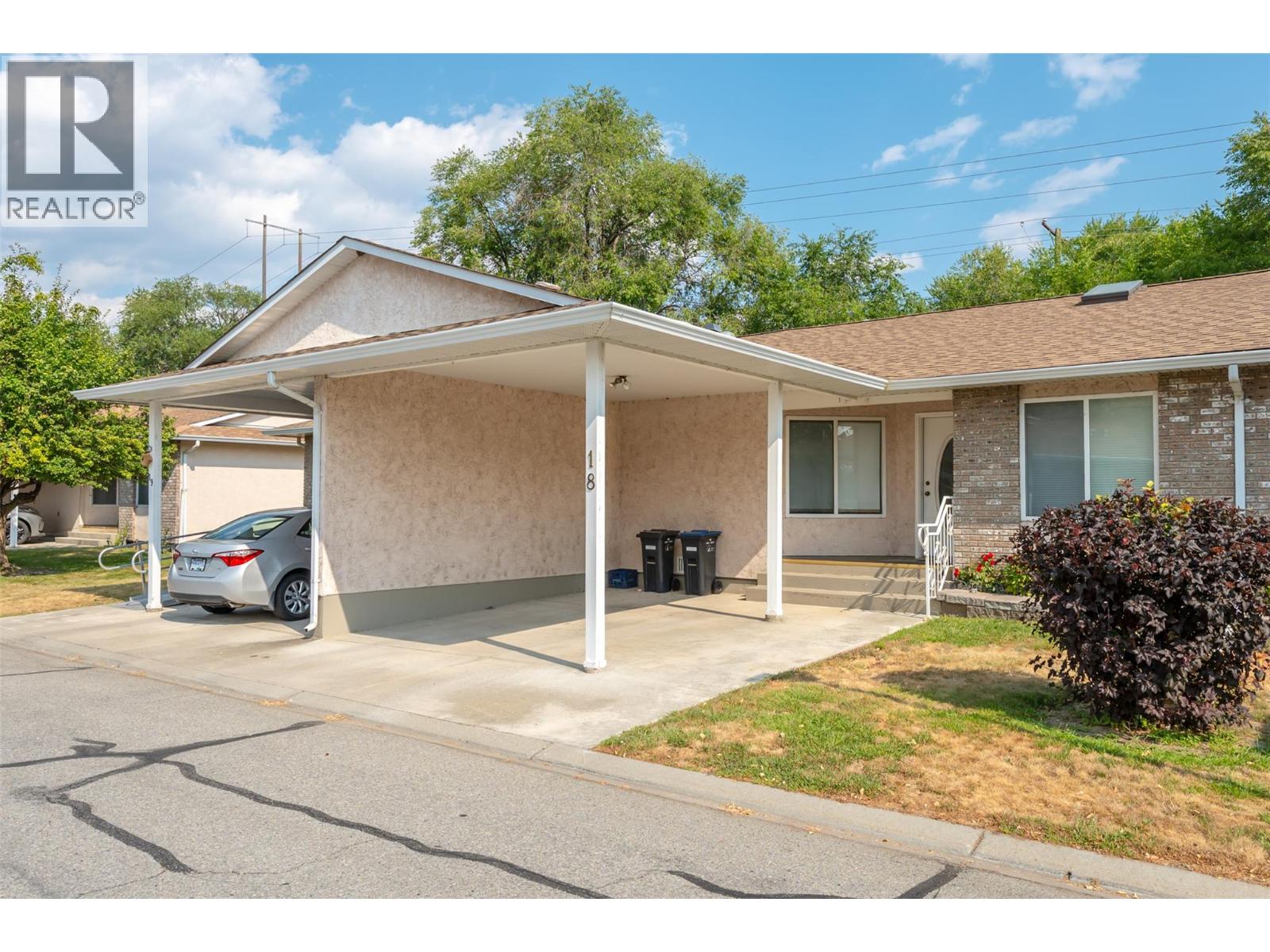 115 Redwing Place Unit# 18, Oliver, British Columbia  V0H 1T4 - Photo 1 - 10399229
