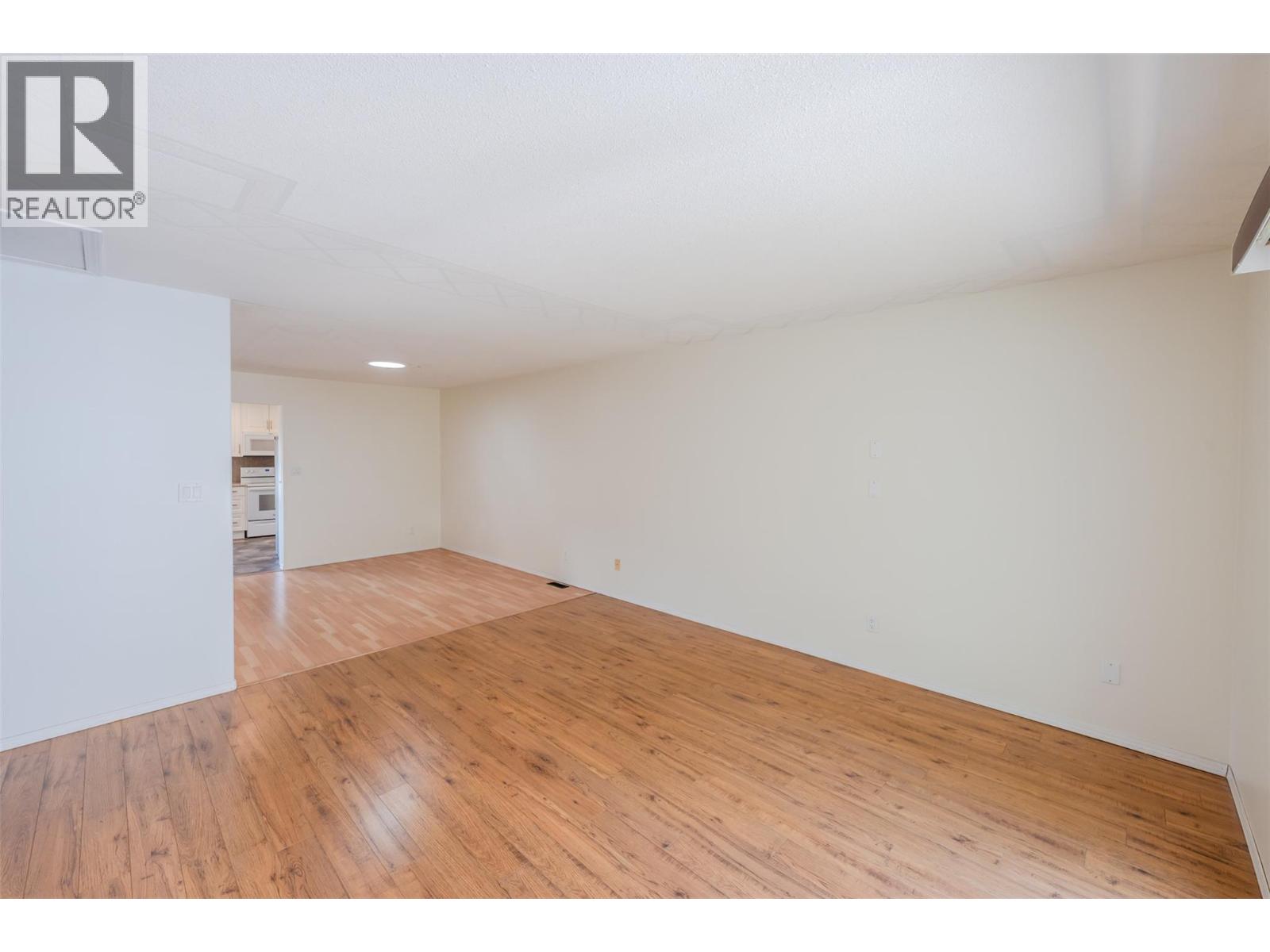 115 Redwing Place Unit# 18, Oliver, British Columbia  V0H 1T4 - Photo 12 - 10399229