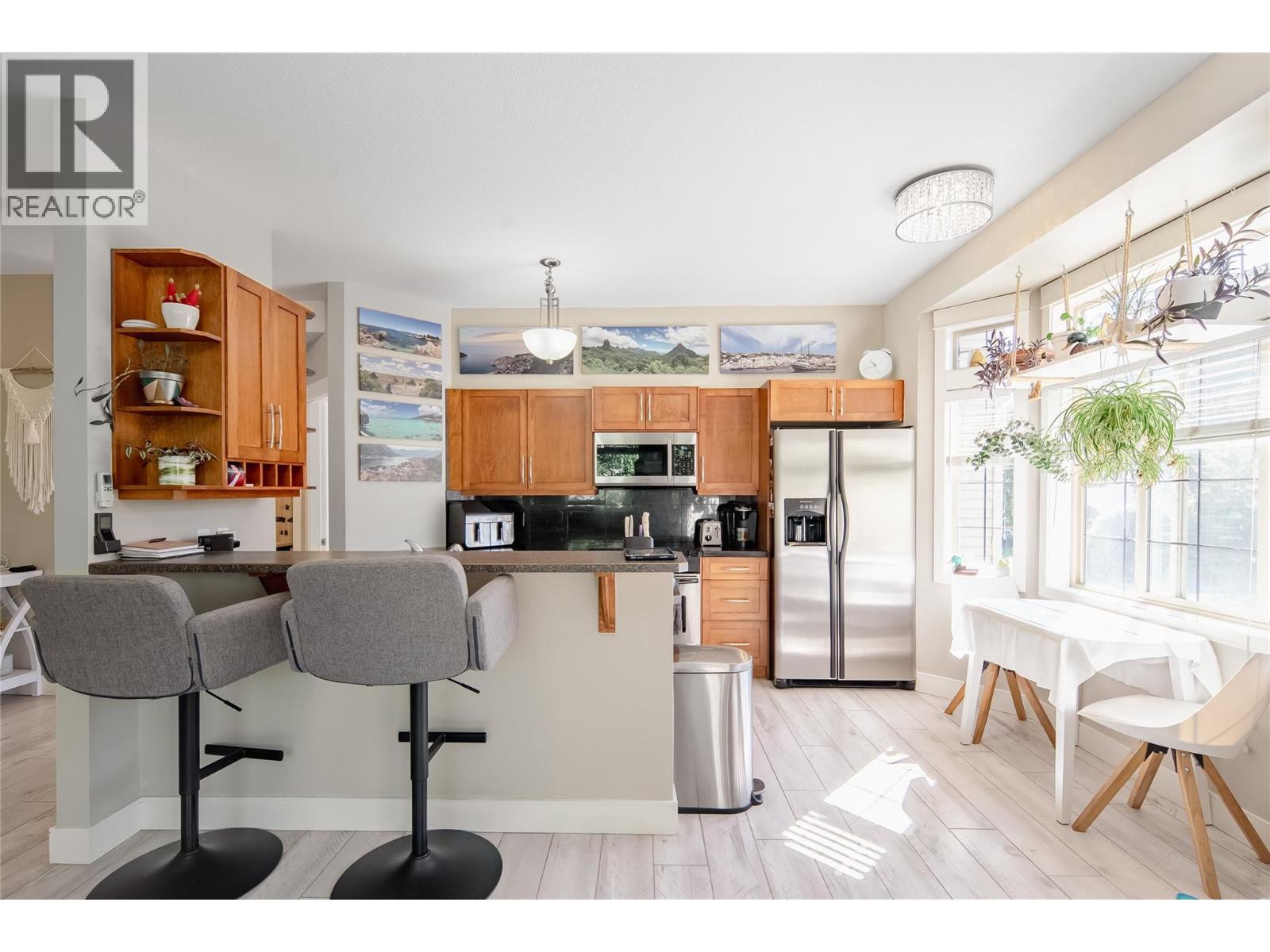 952 Lawson Avenue Unit# 101, Kelowna, British Columbia  V1Y 6T1 - Photo 2 - 10398352