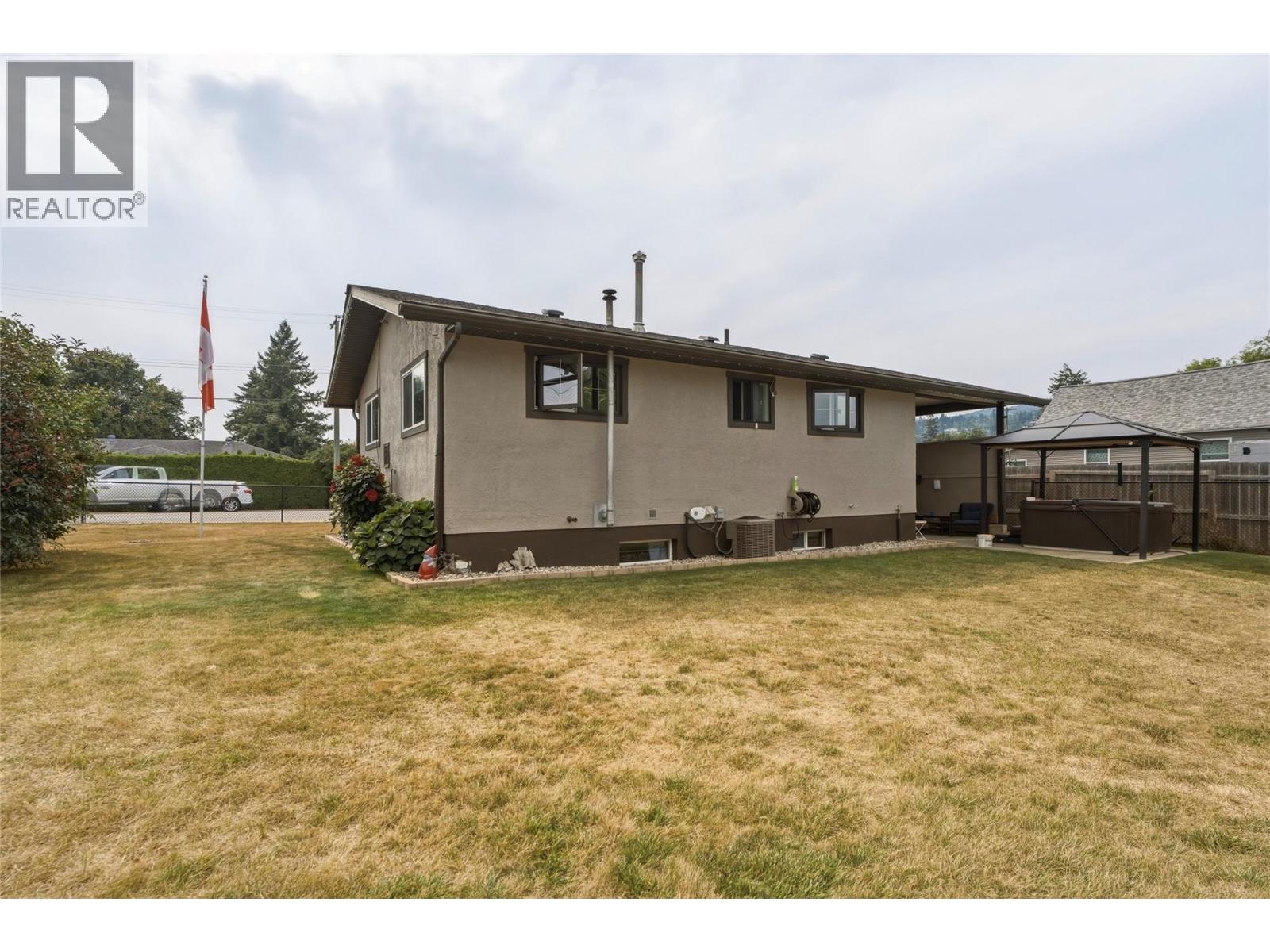 401 Howard Avenue, Enderby, British Columbia  V4Y 4A4 - Photo 30 - 10399216