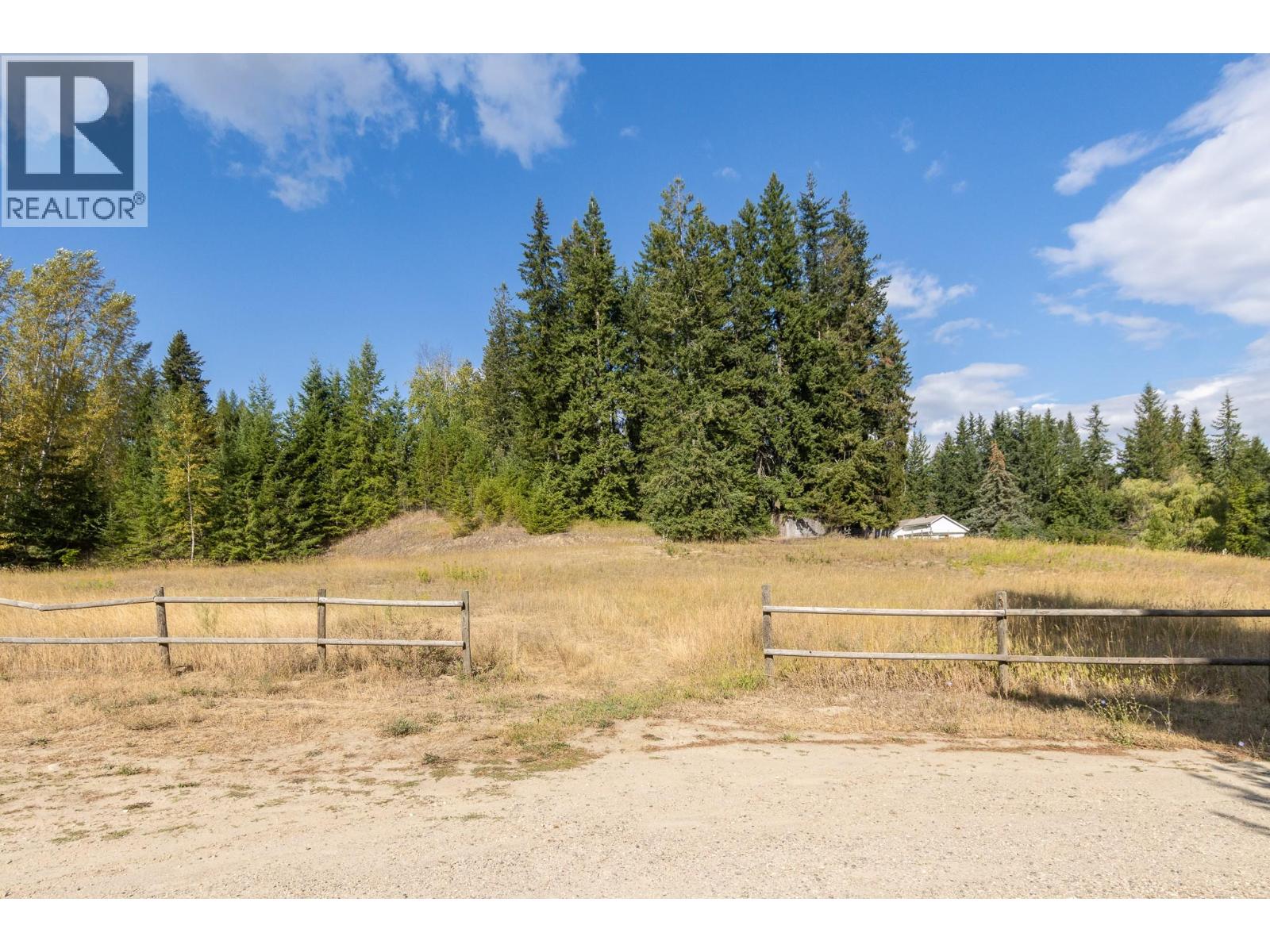 4270 10 Avenue, Salmon Arm, British Columbia  V1E 1W7 - Photo 14 - 10399302