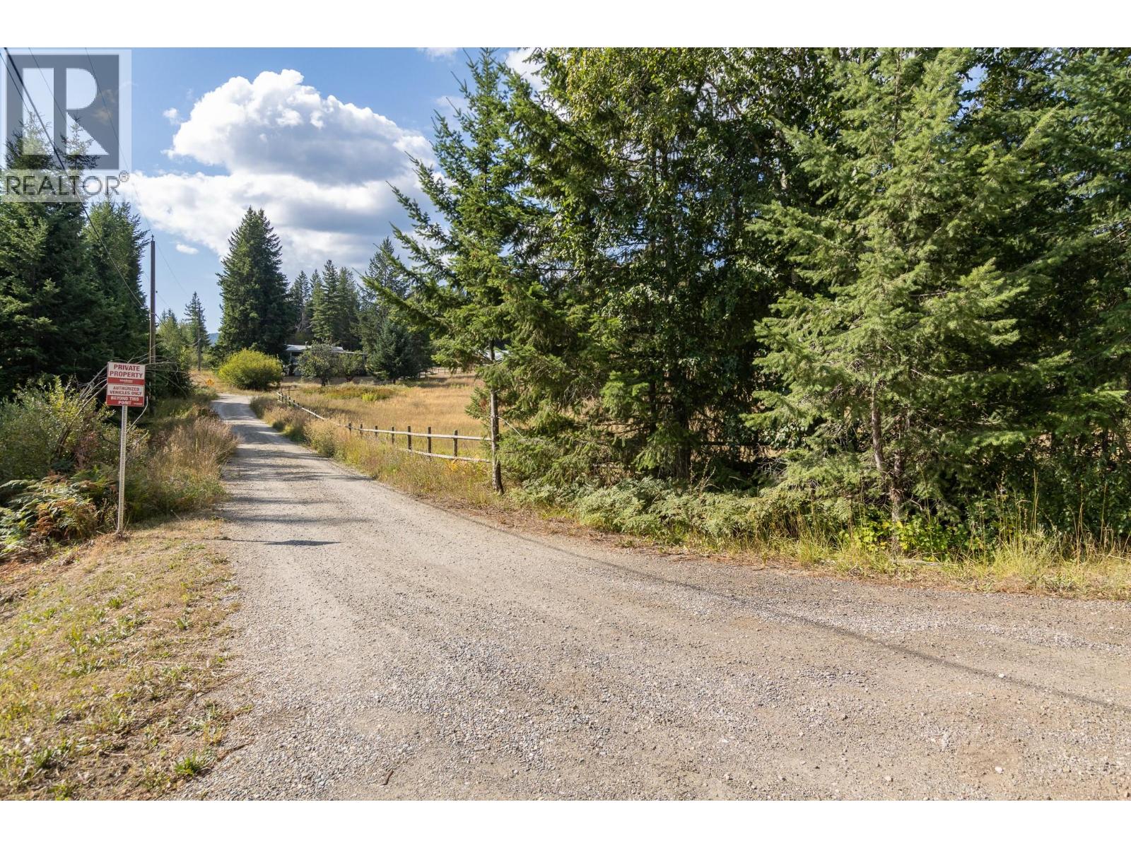 4270 10 Avenue, Salmon Arm, British Columbia  V1E 1W7 - Photo 18 - 10399302