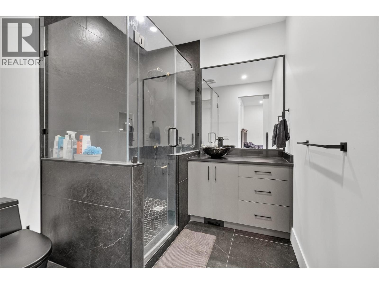 3490 Old Vernon Road, Kelowna, British Columbia  V1X 6P3 - Photo 57 - 10399156