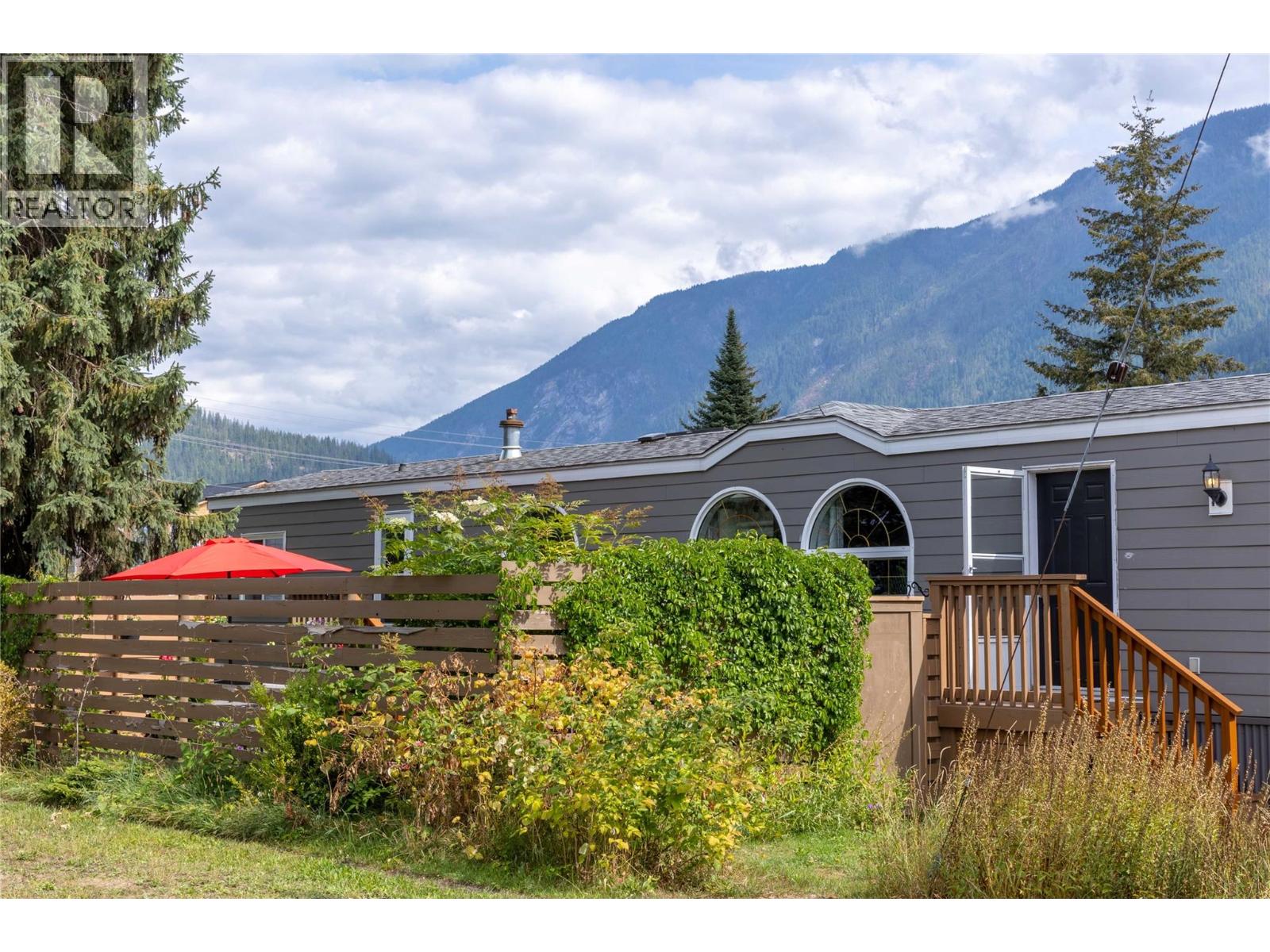 606 Edward Street Unit# 11, Revelstoke, British Columbia  V0E 2S0 - Photo 23 - 10399031