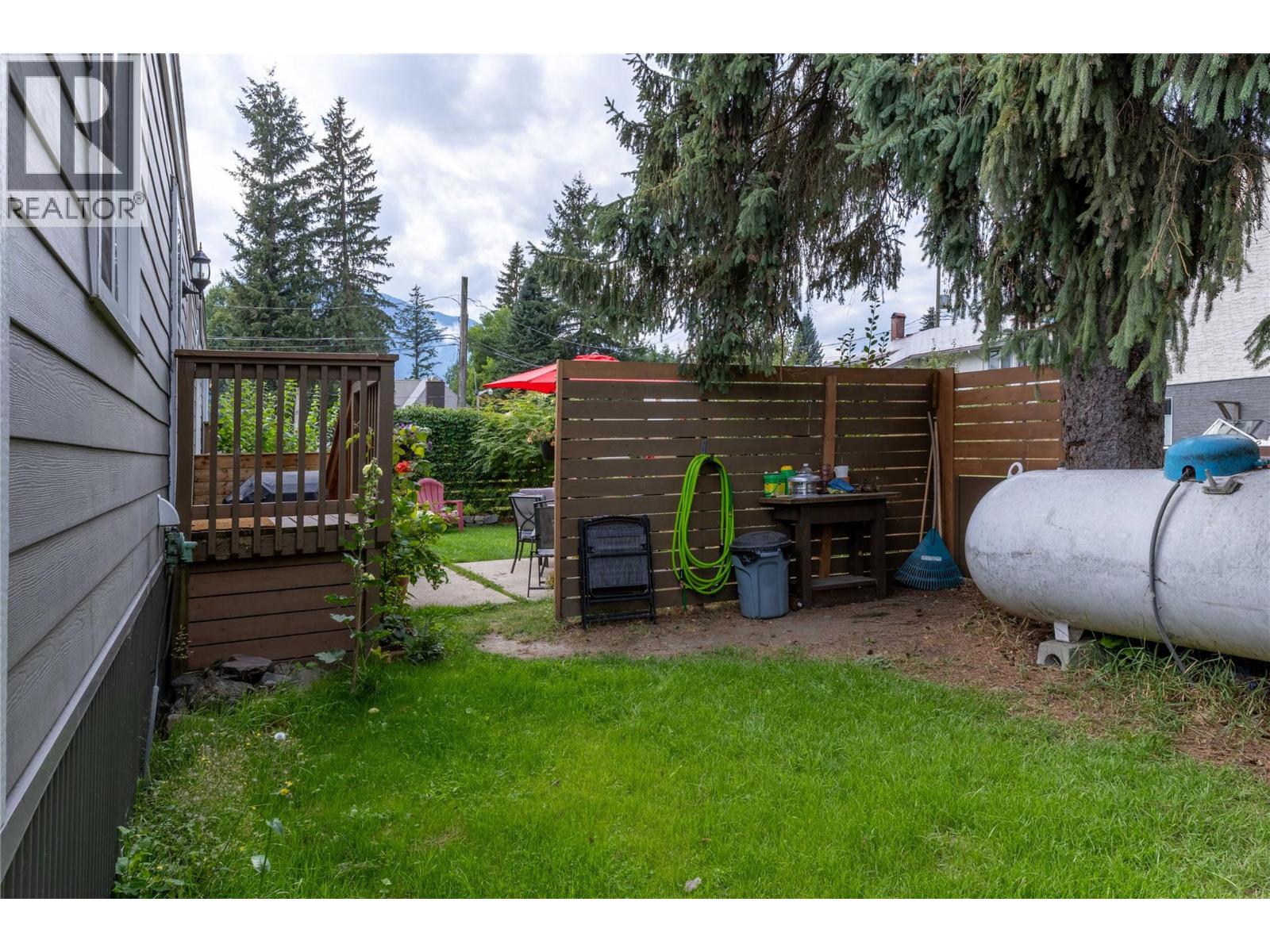 606 Edward Street Unit# 11, Revelstoke, British Columbia  V0E 2S0 - Photo 32 - 10399031