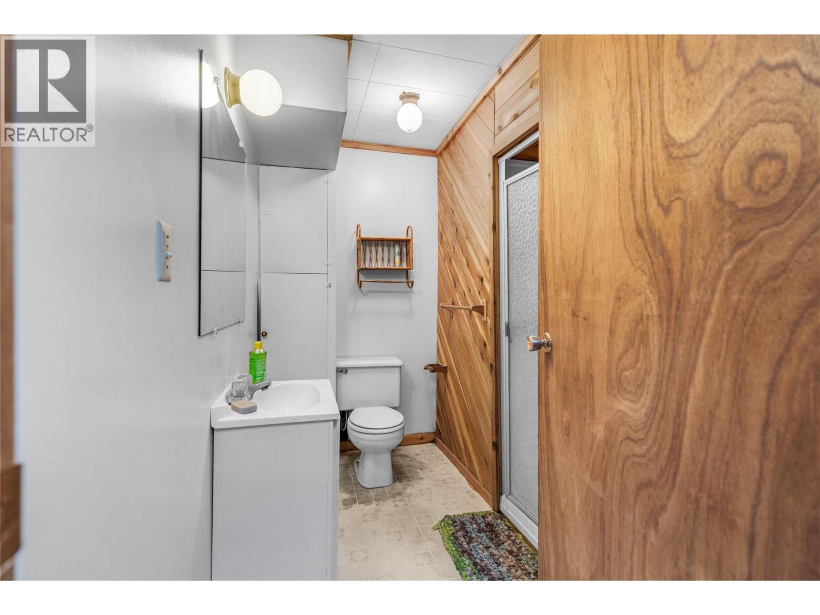 824 Barber Road, Clearwater, British Columbia  V0E 1N2 - Photo 18 - 10399348