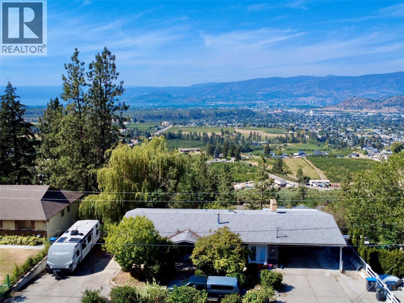 1030 Toovey Road, Kelowna, British Columbia  V1X 6R1 - Photo 1 - 10399364