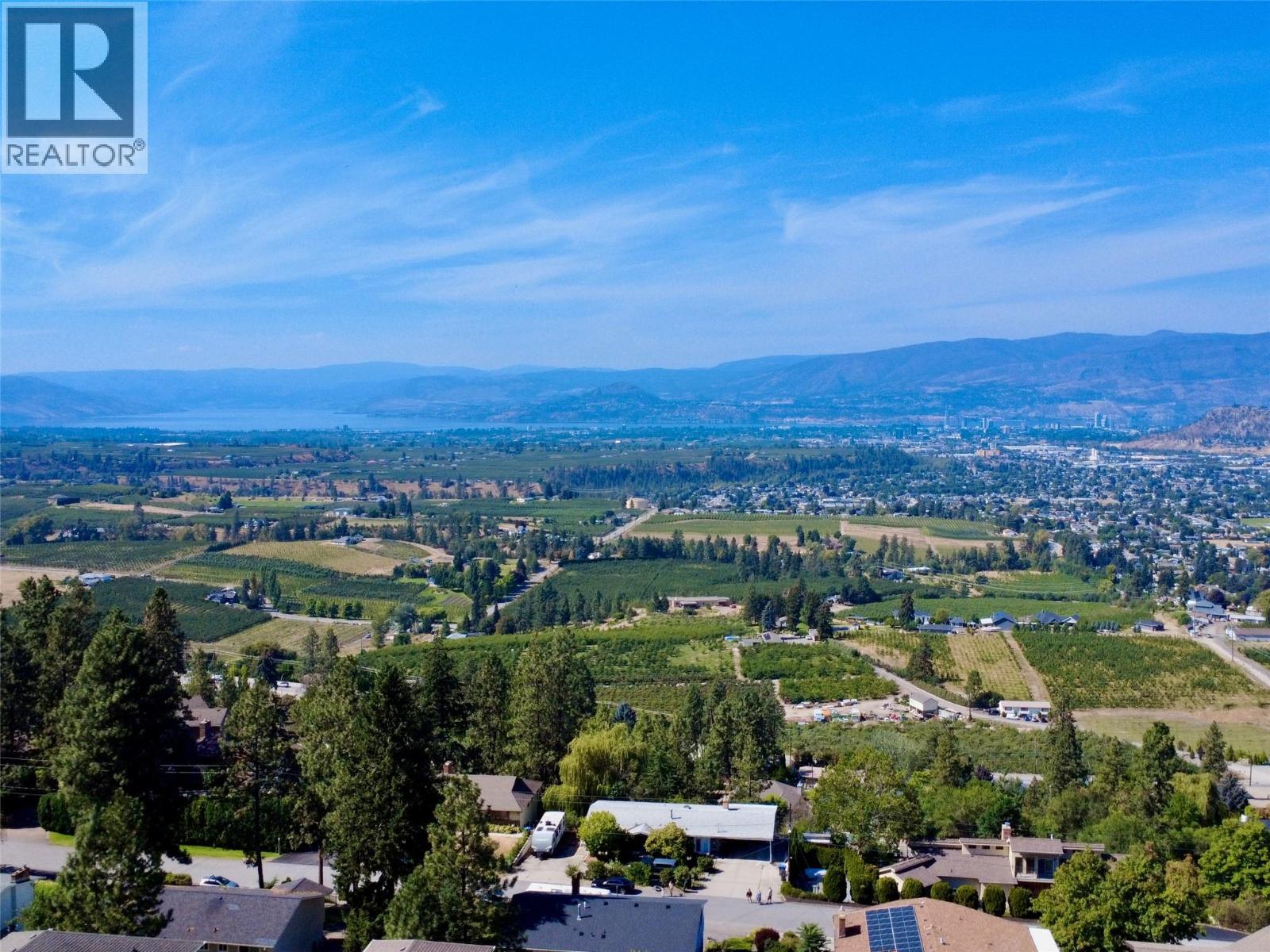 1030 Toovey Road, Kelowna, British Columbia  V1X 6R1 - Photo 2 - 10399364