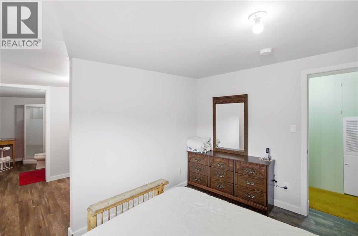 2413 Doukhobour Road, Castlegar, British Columbia  V1N 4P2 - Photo 19 - 10399435
