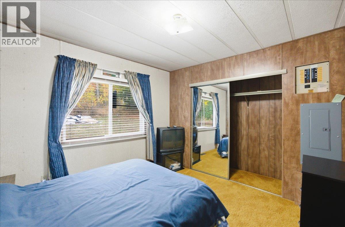 2413 Doukhobour Road, Castlegar, British Columbia  V1N 4P2 - Photo 22 - 10399435