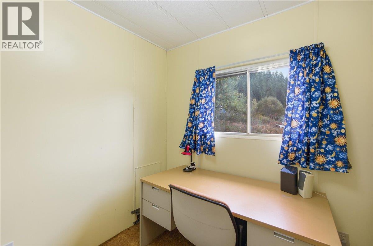 2413 Doukhobour Road, Castlegar, British Columbia  V1N 4P2 - Photo 27 - 10399435