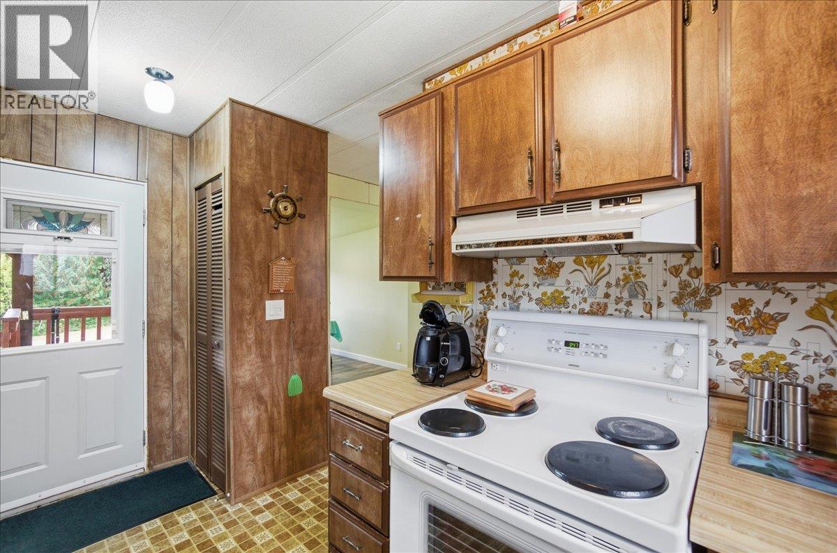 2413 Doukhobour Road, Castlegar, British Columbia  V1N 4P2 - Photo 34 - 10399435