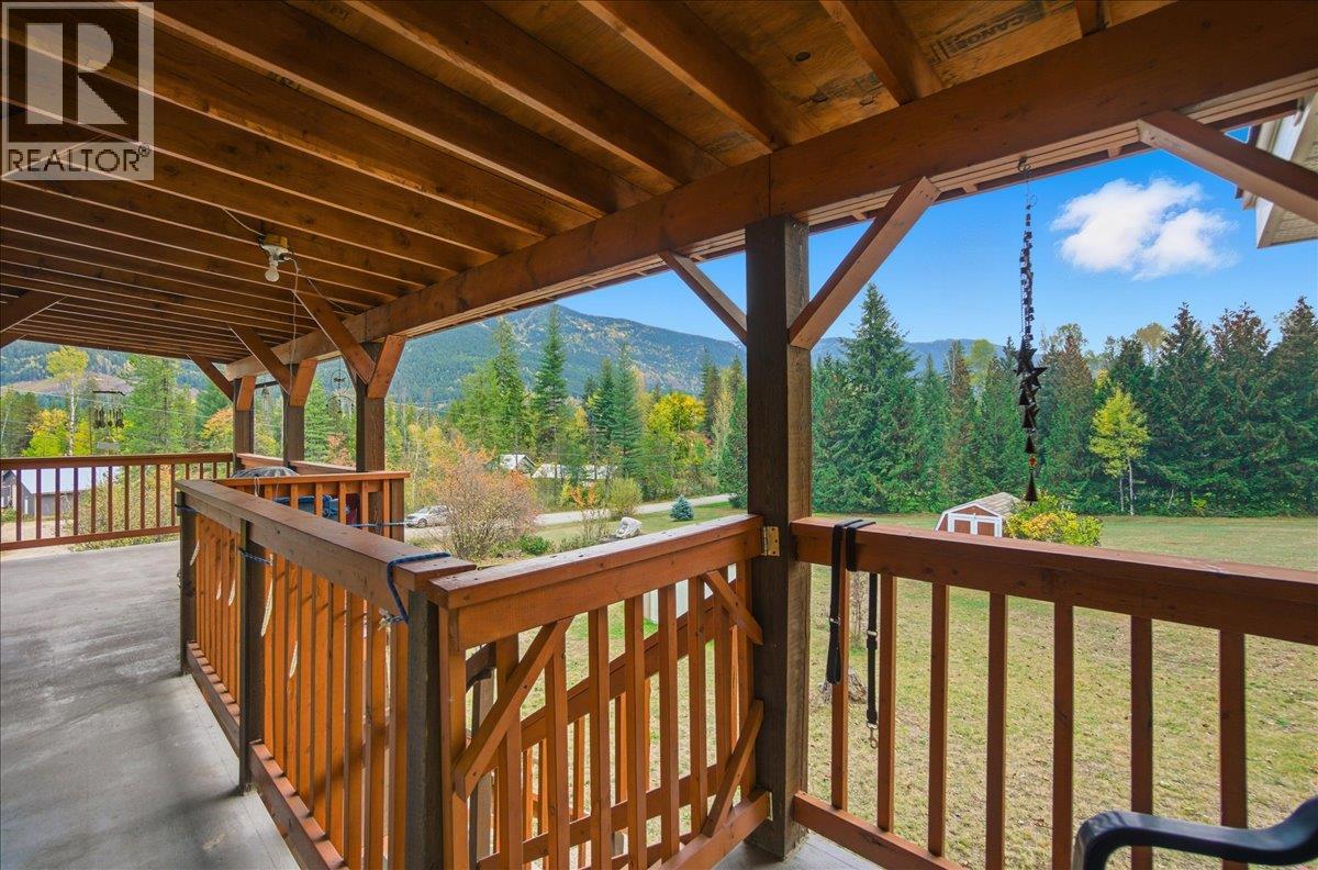 2413 Doukhobour Road, Castlegar, British Columbia  V1N 4P2 - Photo 38 - 10399435