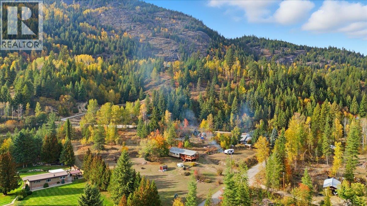 2413 Doukhobour Road, Castlegar, British Columbia  V1N 4P2 - Photo 4 - 10399435