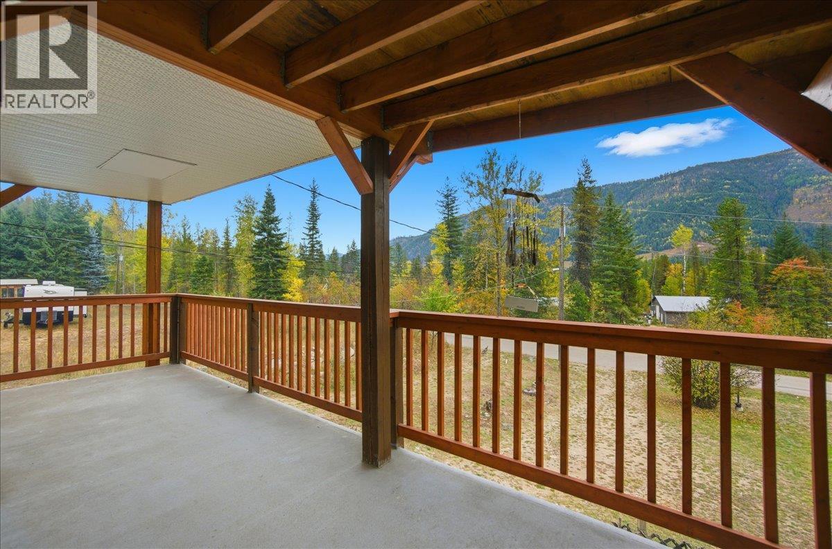 2413 Doukhobour Road, Castlegar, British Columbia  V1N 4P2 - Photo 40 - 10399435