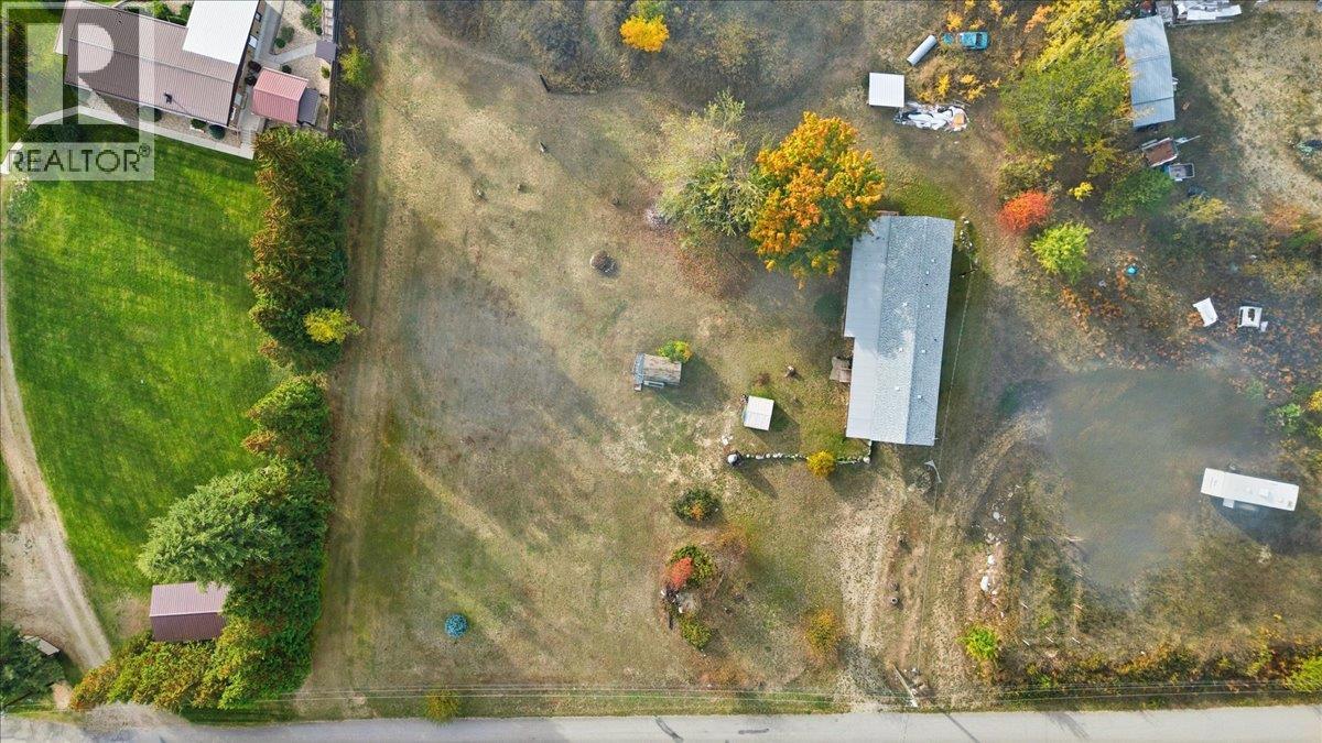 2413 Doukhobour Road, Castlegar, British Columbia  V1N 4P2 - Photo 8 - 10399435