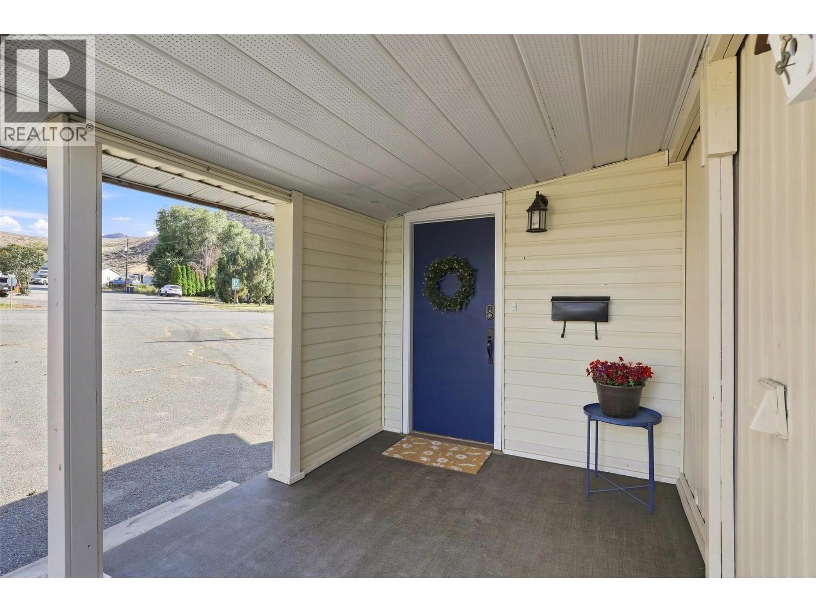 6941 Watson Drive E, Kamloops, British Columbia  V0K 2J0 - Photo 2 - 10399481